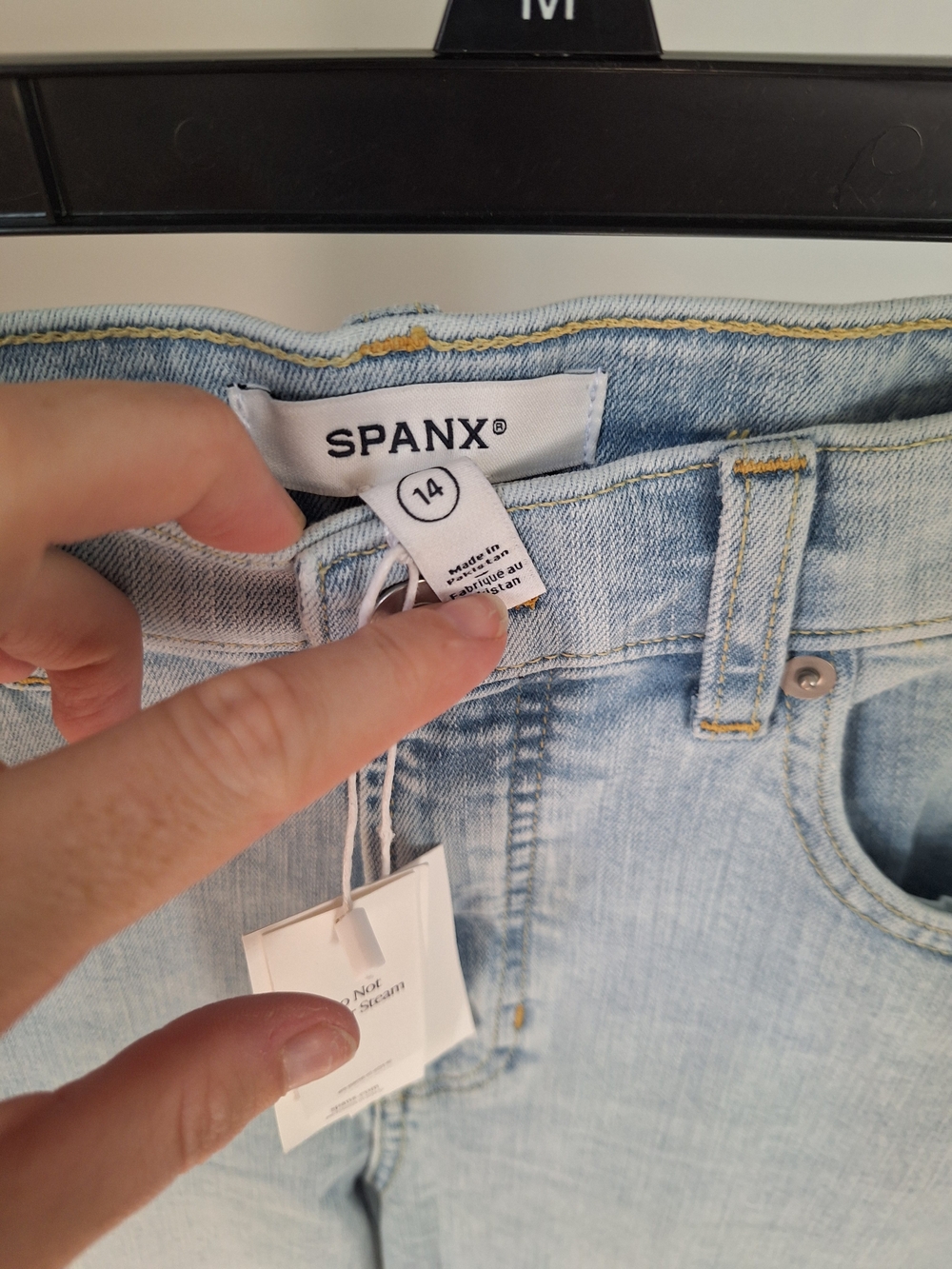 Spanx Lycra Fitsense Flare Jeans Turner Wash - Women Size 14 - Picture 9 of 11
